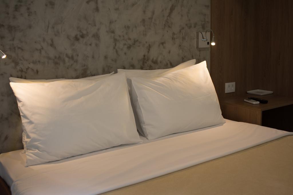 Anhembi Hostel Сан-Пауло Экстерьер фото